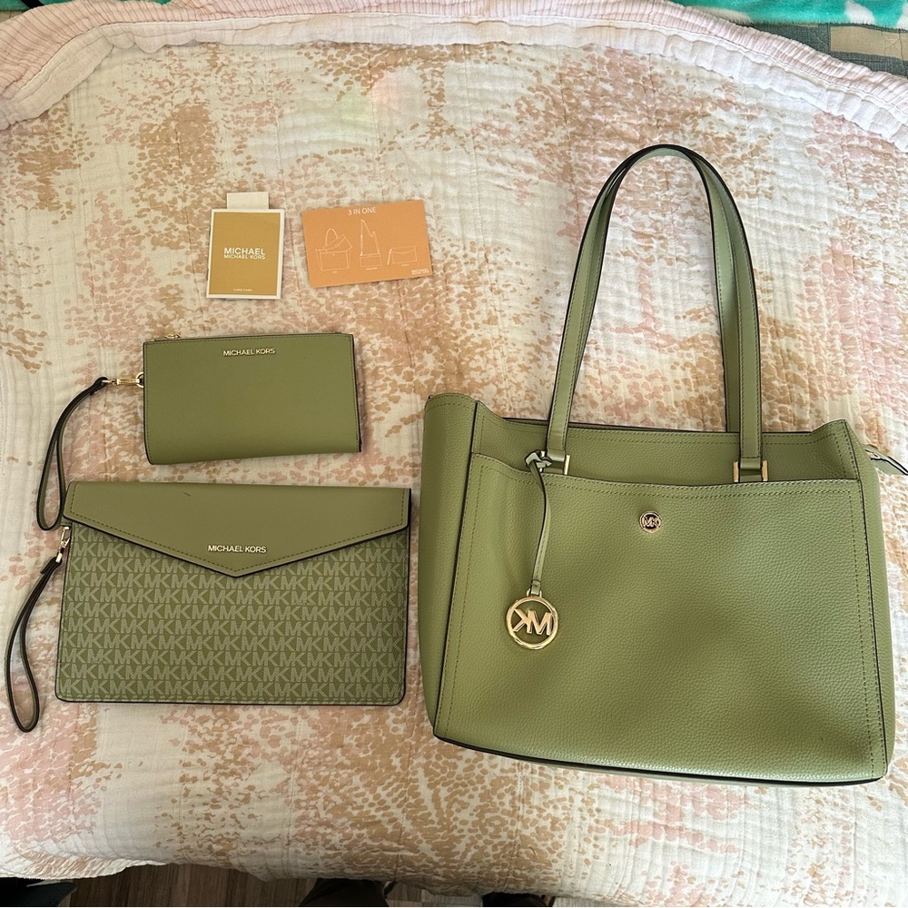 NWOT MICHEAL Michael Kors 3 in One Maisie Large Tote Crossbody Clutch